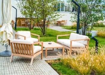 How to Style a Cozy Outdoor Living Space