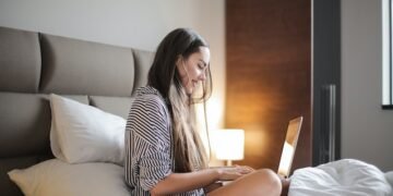 Everything You Need to Know About Dating Sites With Free Chat